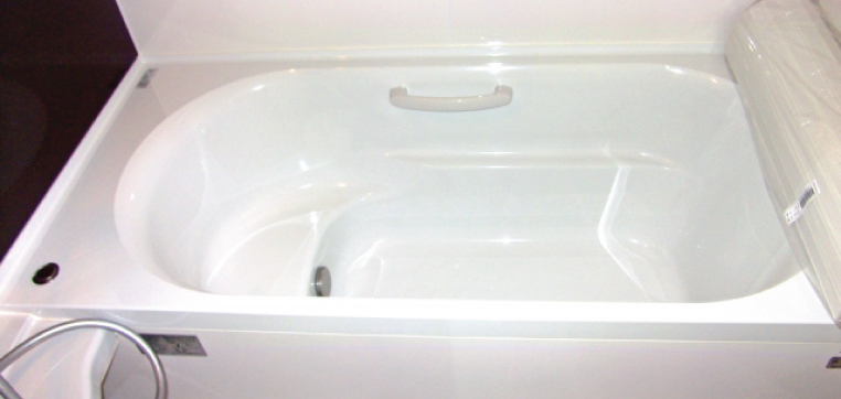 浴槽も長期使用で水漏れが起きる可能性があります
